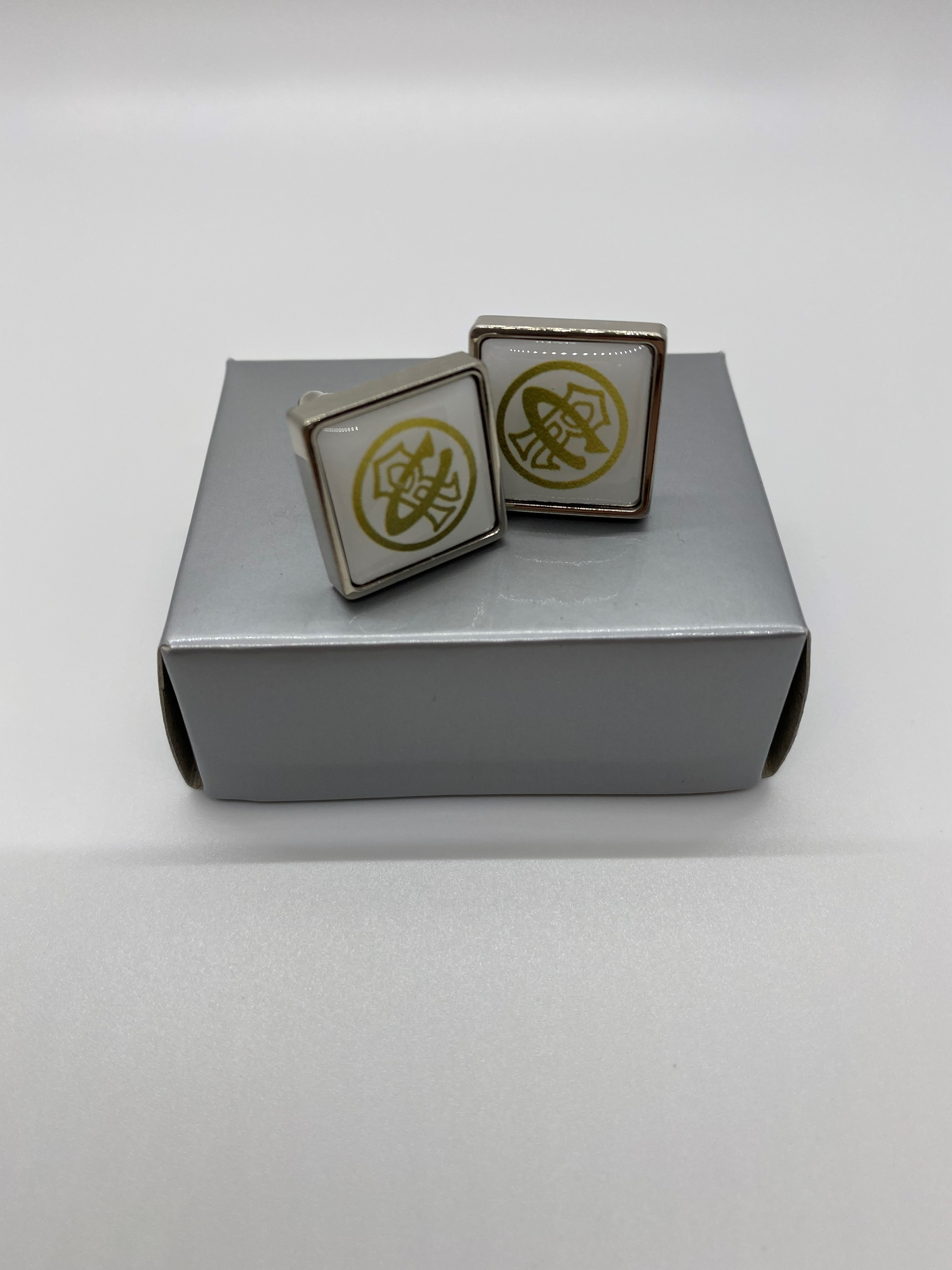 Cufflinks